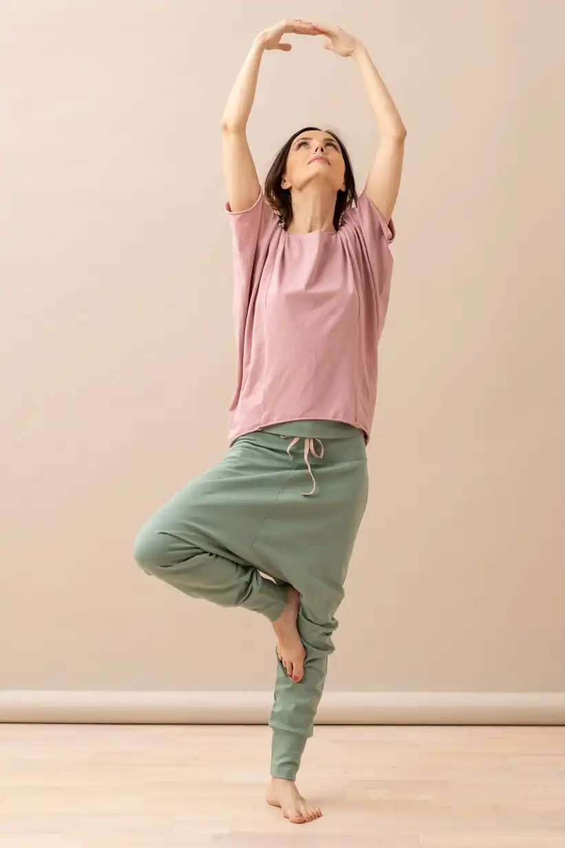 Cat-pants-olive-cotton-women-yoga-3-web