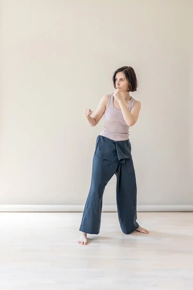 Fish-pants-suav-women-yoga-linen-tencel-dark-navy-2-web