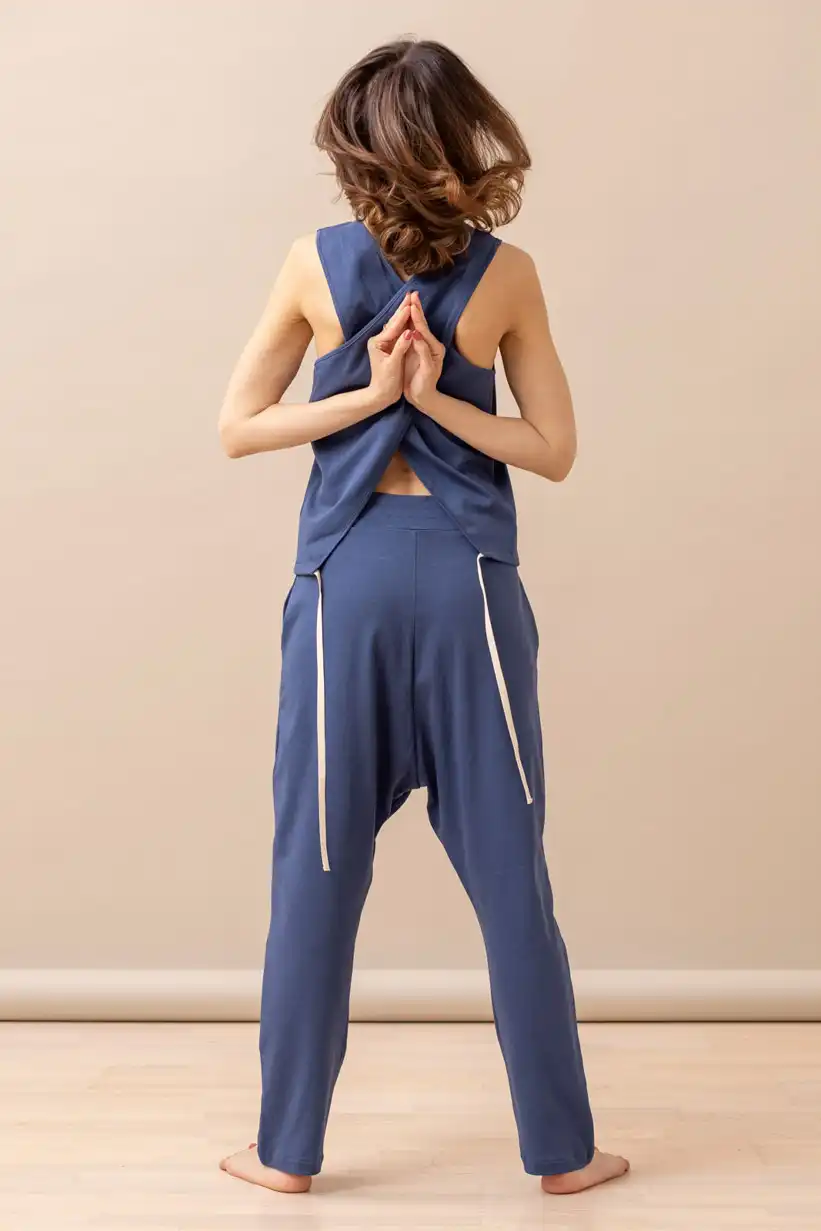Swan-top-vintage-blue-cotton-women-yoga-1-web