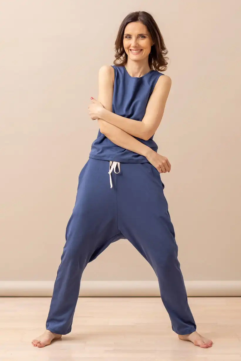 Swan-top-vintage-blue-cotton-women-yoga-3-web
