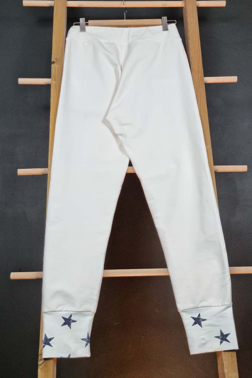Crow-pants-off-white-winter-suav-yoga-3